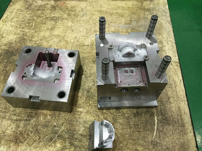 The life of injection mold
