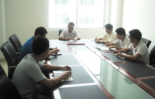 Injection mold manufacturing projects meeting in our factory
